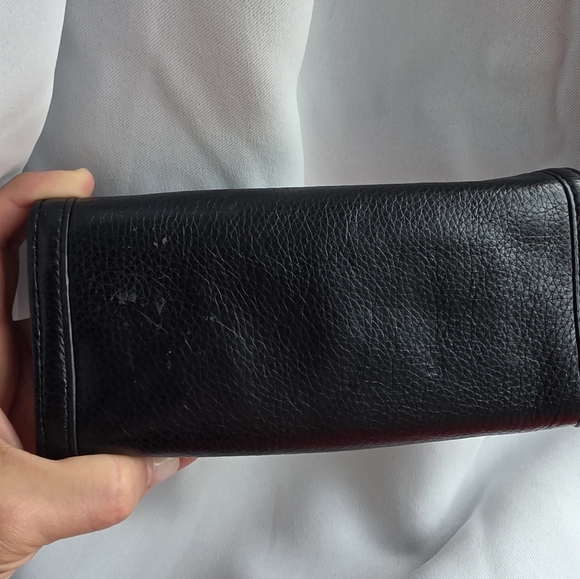 Tory Burch Black Wallet with Gold Logo - Picture 8 of 11